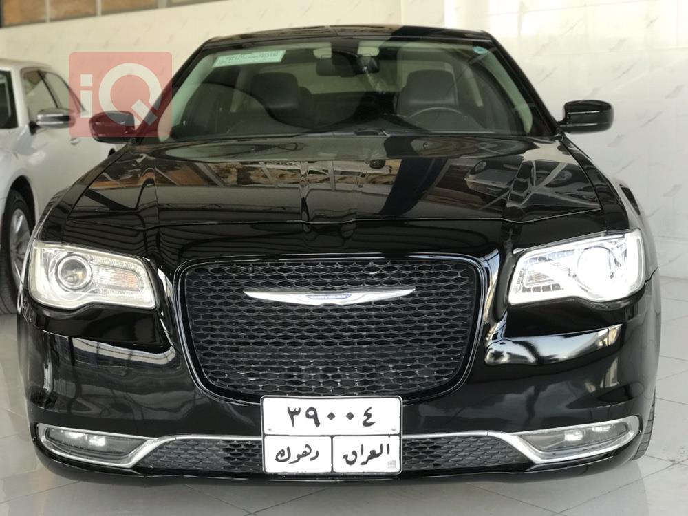 كرايسلر 300